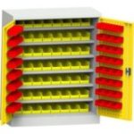Darbnīcas skapis ar plastmasas kastēm