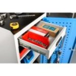 Darbnīcas instrumentu skapis uz riteņiem ar ierāmētu gumijas darba virsmu