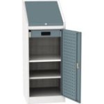 Darbnīcas instrumentu skapis ar integrētu rakstāmgaldu