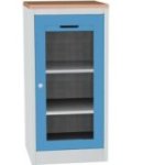 Darbnīcas instrumentu skapis ar dižskābarža darba virsmu