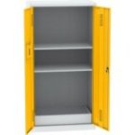 Eļļas uzglabāšanas skapis ar standarta plauktiem