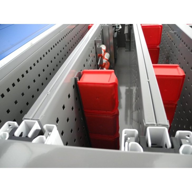 Universāls darbnīcas skapis ar izvelkamajiem paneļiem