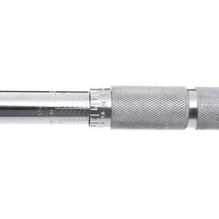 3/8" 19-110Nm griezes momenta atslēga ar fiksatoru, riteņiem, kalibrēšanas sertifikāts