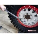 3/8" 19-110Nm griezes momenta atslēga ar fiksatoru, riteņiem, kalibrēšanas sertifikāts