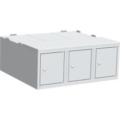 Pamatkaste zem drēbju skapja