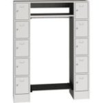 Atvērts skapja komplekts