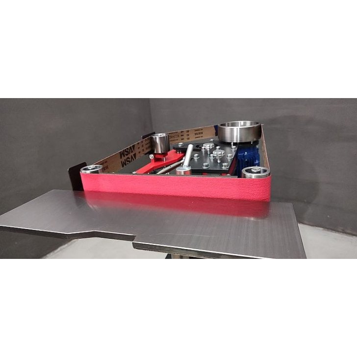 Lentveida slīpmašīna 50x2000 2,2Kw 230V