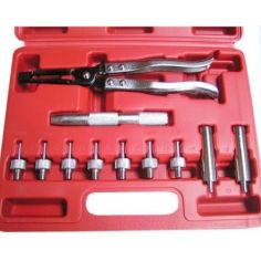 Clamps for valve assembly