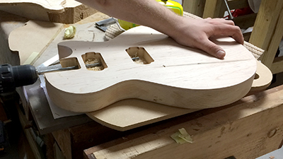 5 dienās izgatavota ģitāra Crimson Custom Guitars - 4. diena