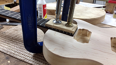 5 dienās izgatavota ģitāra Crimson Custom Guitars - 4. diena