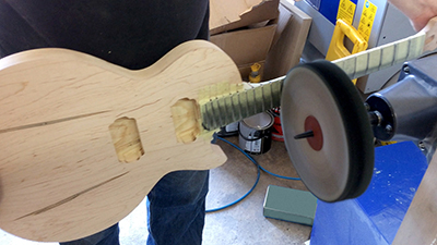 Ģitāras izgatavošana 5 dienās Crimson Custom Guitars - 5. diena