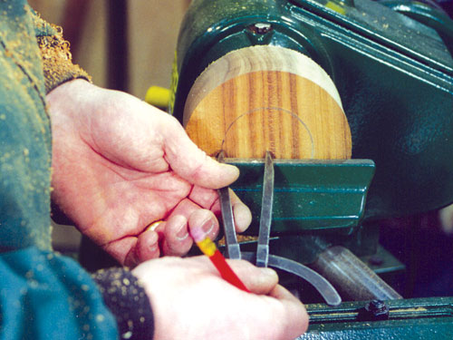 Atzīmējiet pamatni