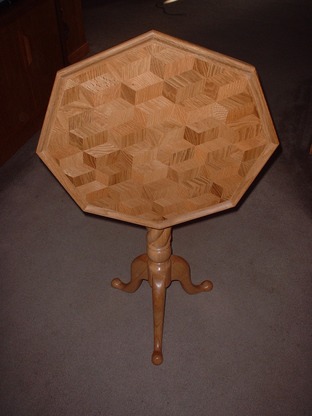 louis kubveida galds